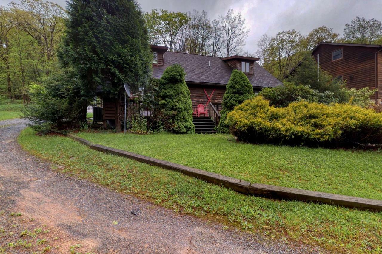 Gravelly Run Lodge McHenry Exterior photo